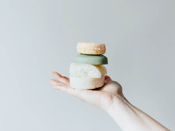 Bánh gội thảo dược Catchers