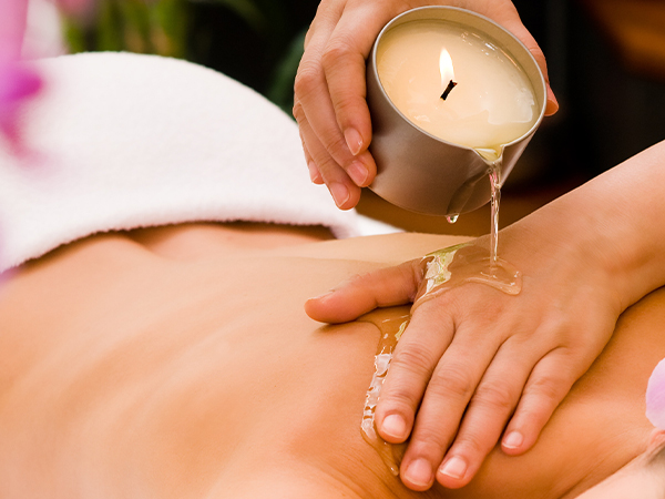 Công dụng và thành phần của nến massage