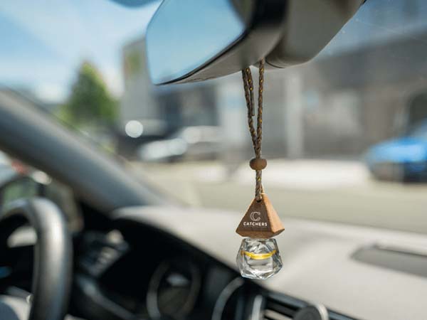 Đối tượng sử dụng dịch vụ gia công tinh dầu treo xe