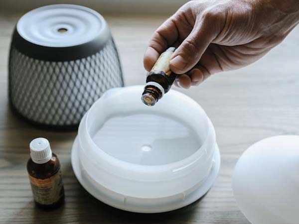 Tinh dầu khuếch tán khi gia công tại Catchers