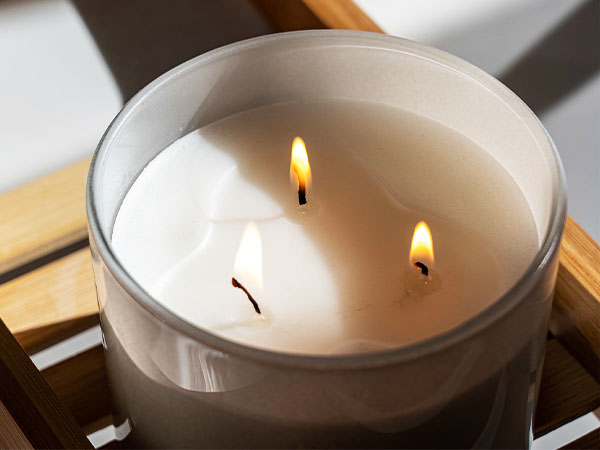 Tại sao cần đốt nến thơm đúng cách